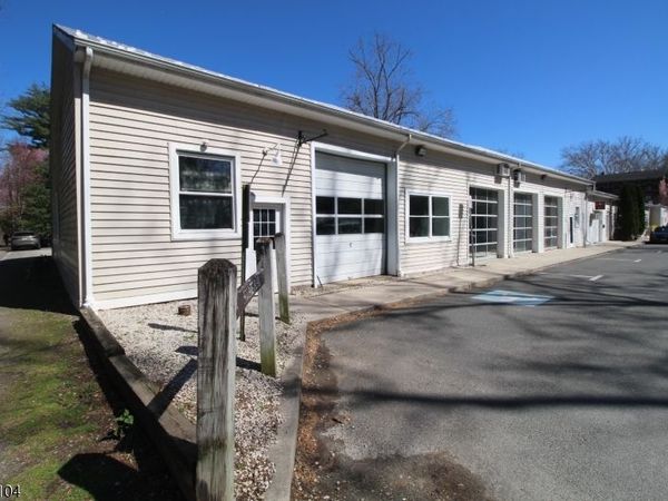 77 S Union St, Lambertville, NJ 08530