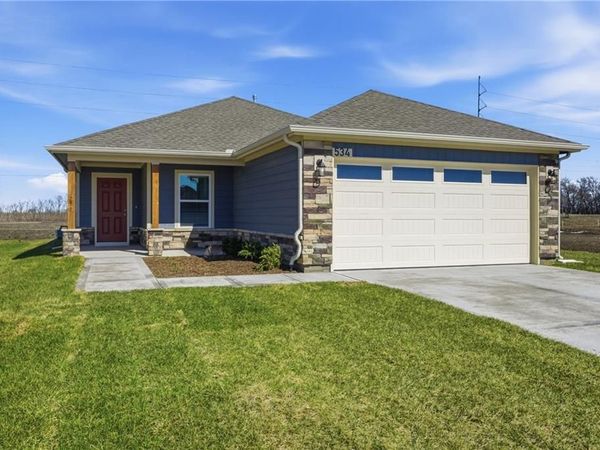 612 W Bluebird Street, Gardner, KS 66030
