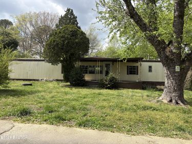 1195 NE Hilltop Drive, Cleveland, TN 37312