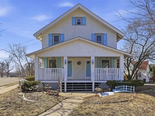 1303 W PROSPECT AVENUE, Appleton, WI 54914