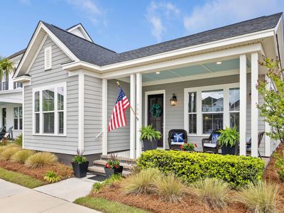 704 Triangle Lane, Summerville, SC 29486