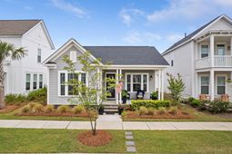 704 Triangle Lane photo 4