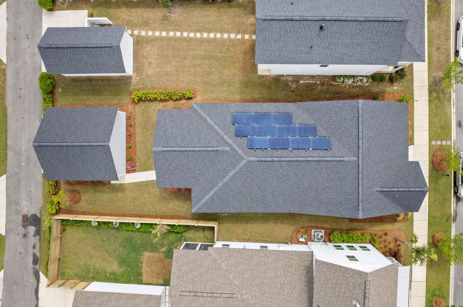 704 Triangle Lane Photo 23