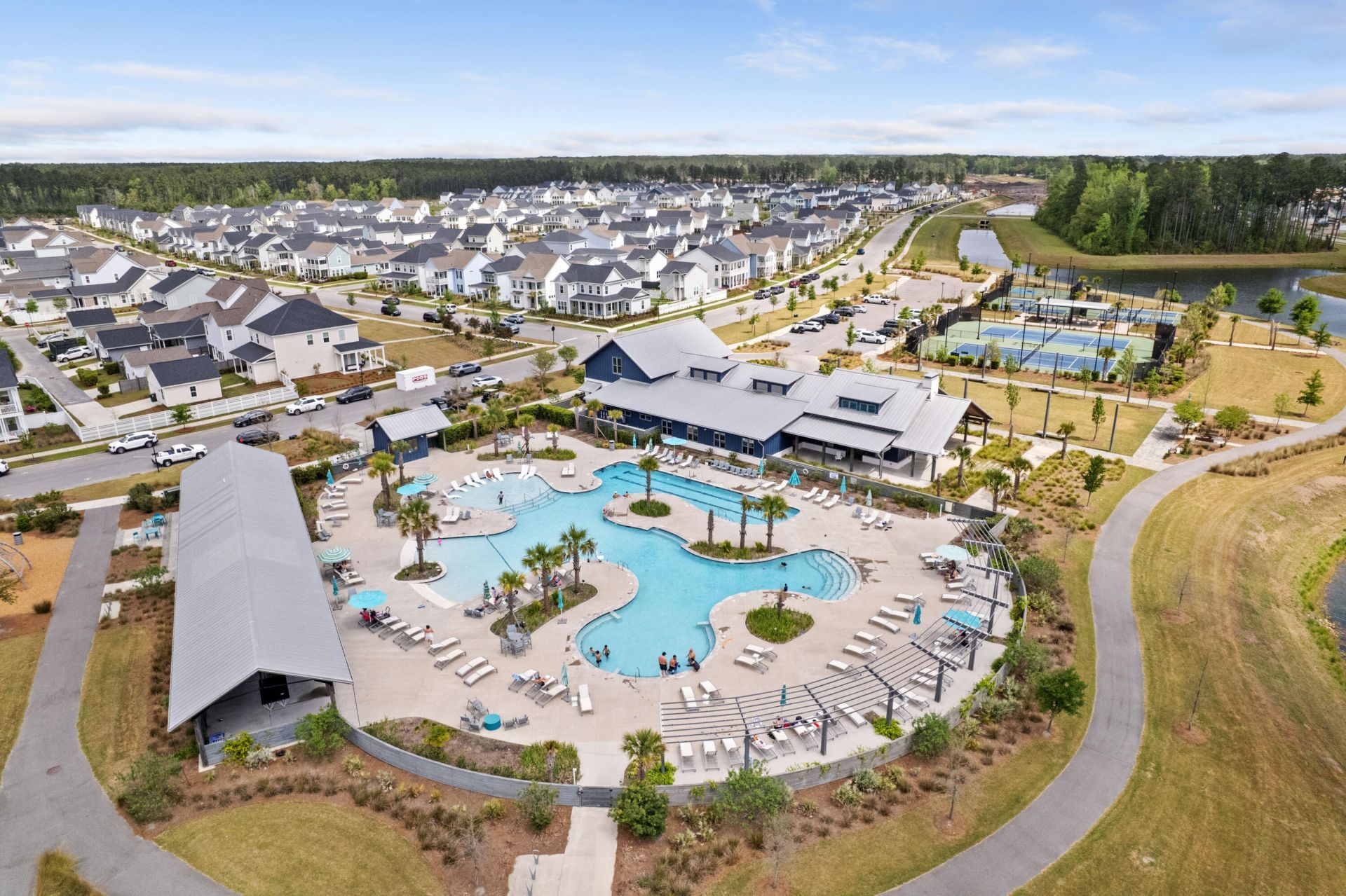 704 Triangle Lane Photo 27