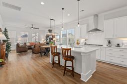 704 Triangle Lane photo 4