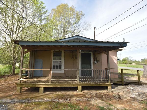 690 Ledford Avenue SE, Dalton, GA 30721