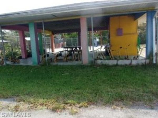 4710 SE 17th PL, CAPE CORAL, FL 33904