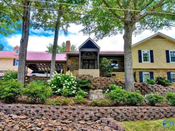 420 Pinewood Avenue, Glencoe, AL 35905