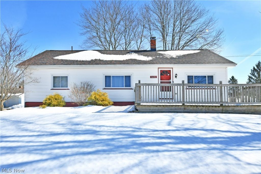 3682 Ridge Road , Cortland, OH 44410