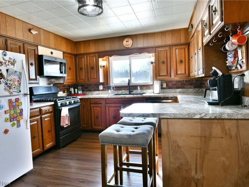 3682 Ridge Road, Cortland, OH 44410 Photo 10