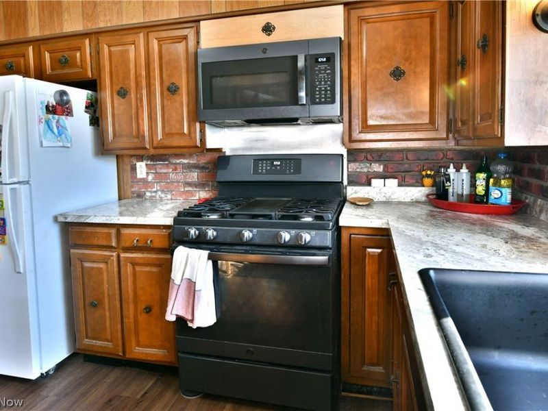 3682 Ridge Road, Cortland, OH 44410 Photo 15