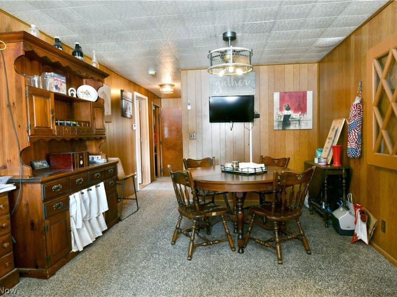 3682 Ridge Road, Cortland, OH 44410 Photo 18