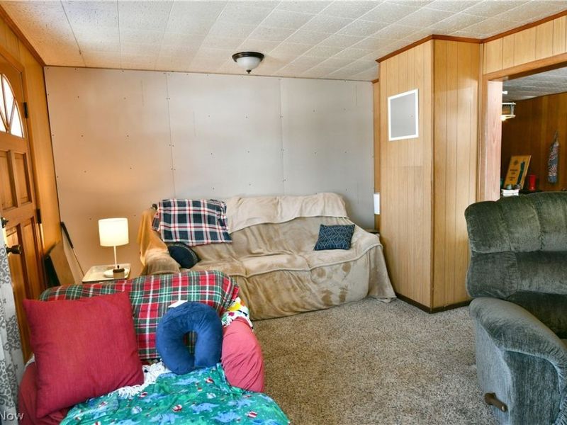 3682 Ridge Road, Cortland, OH 44410 Photo 8