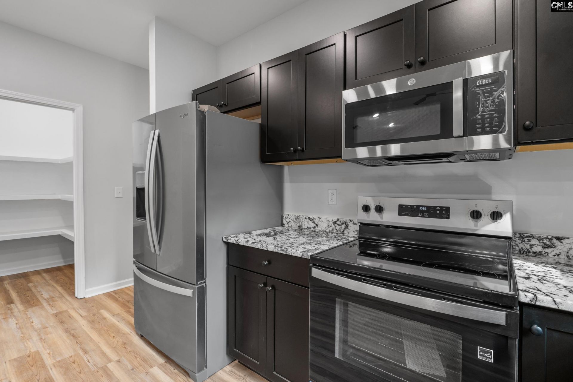 211 Payton Place Photo 10