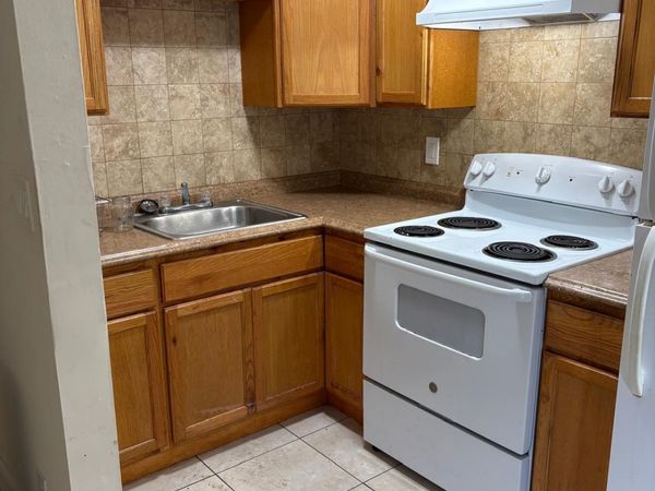 826 NE 16th Street, Fort Lauderdale, FL 33304