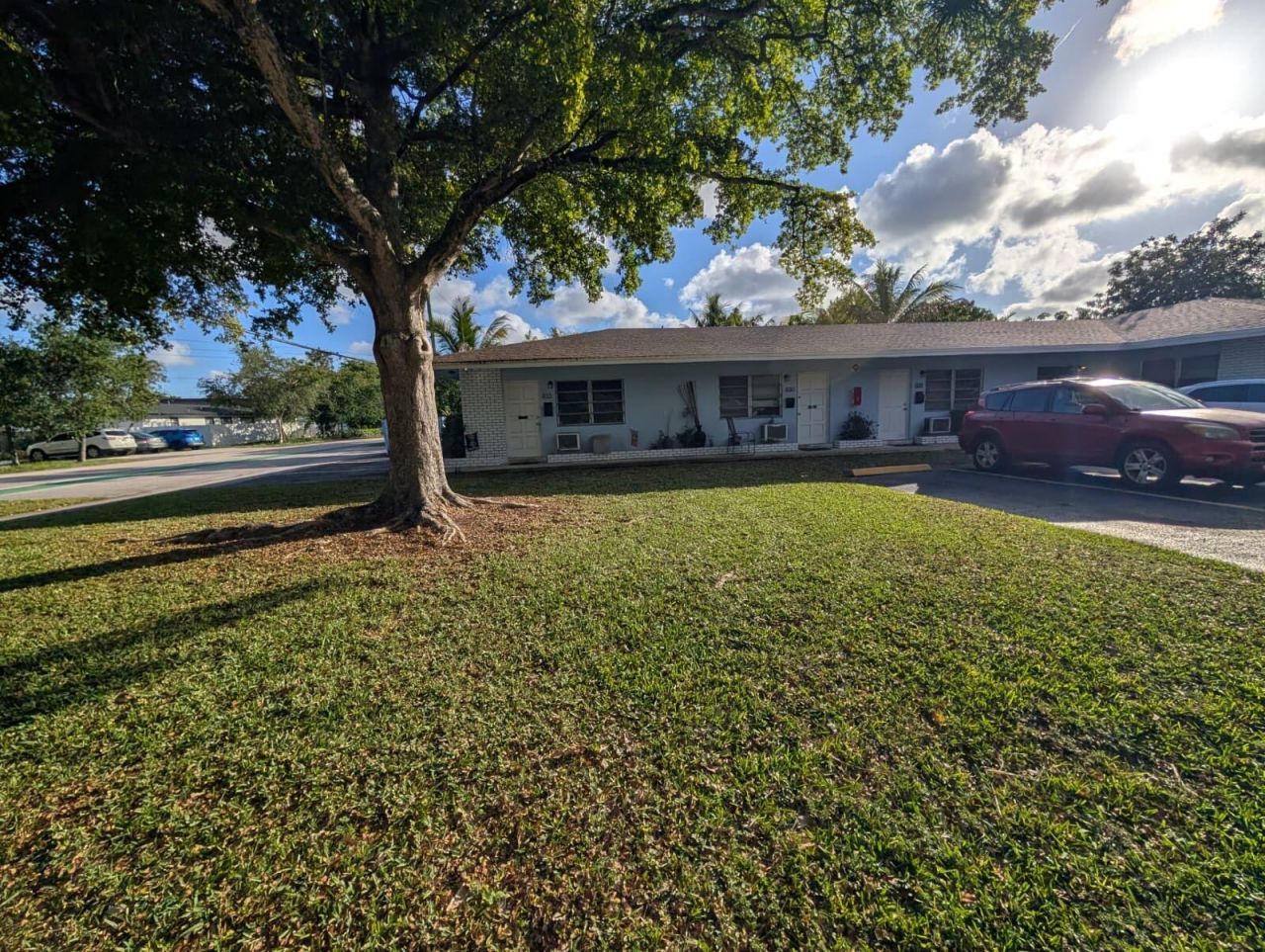 826 NE 16th Street, Fort Lauderdale, FL 33304 Photo