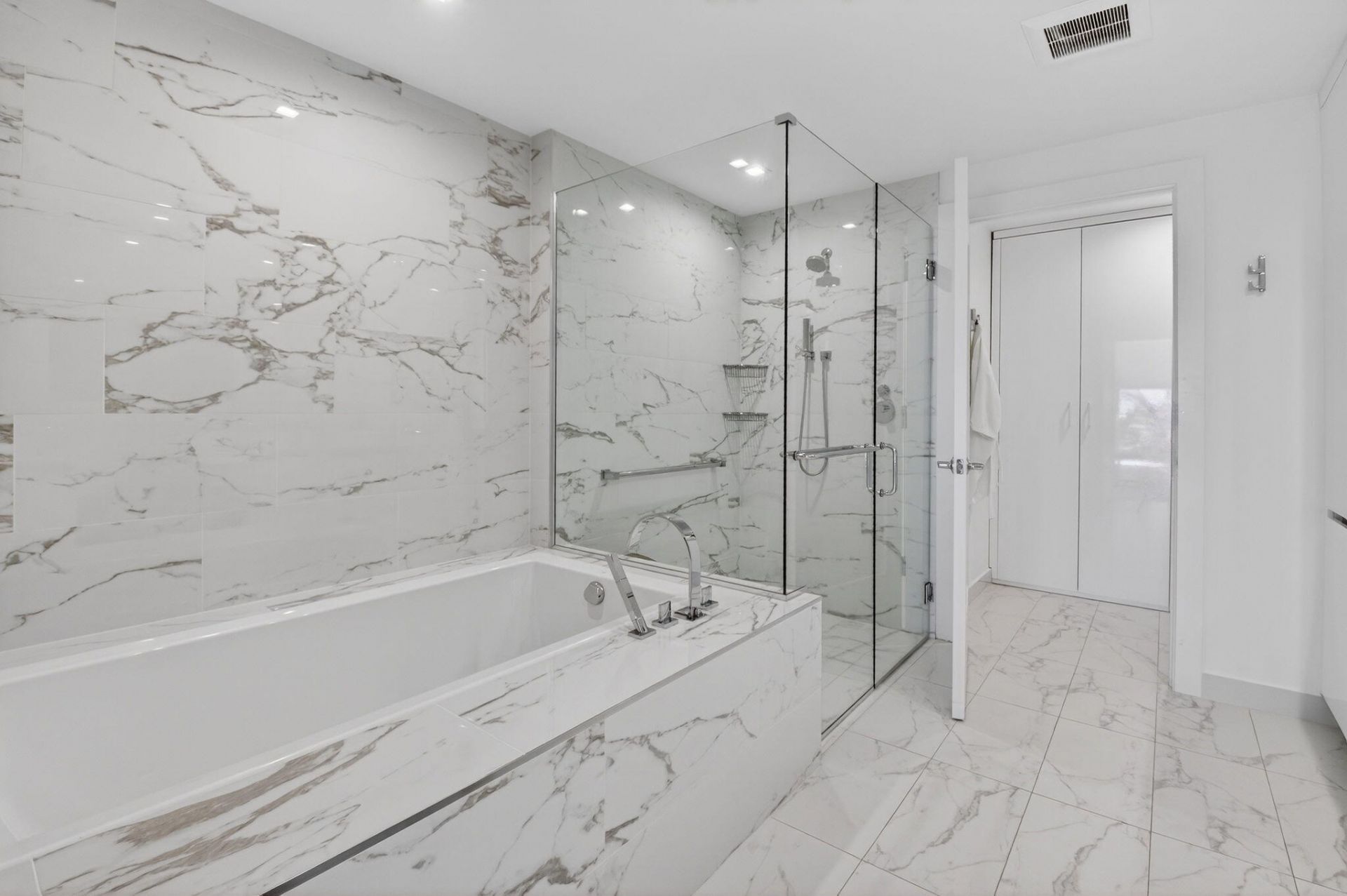 20155 Boca West Drive, Unit B401, Boca Raton, FL 33434 Photo