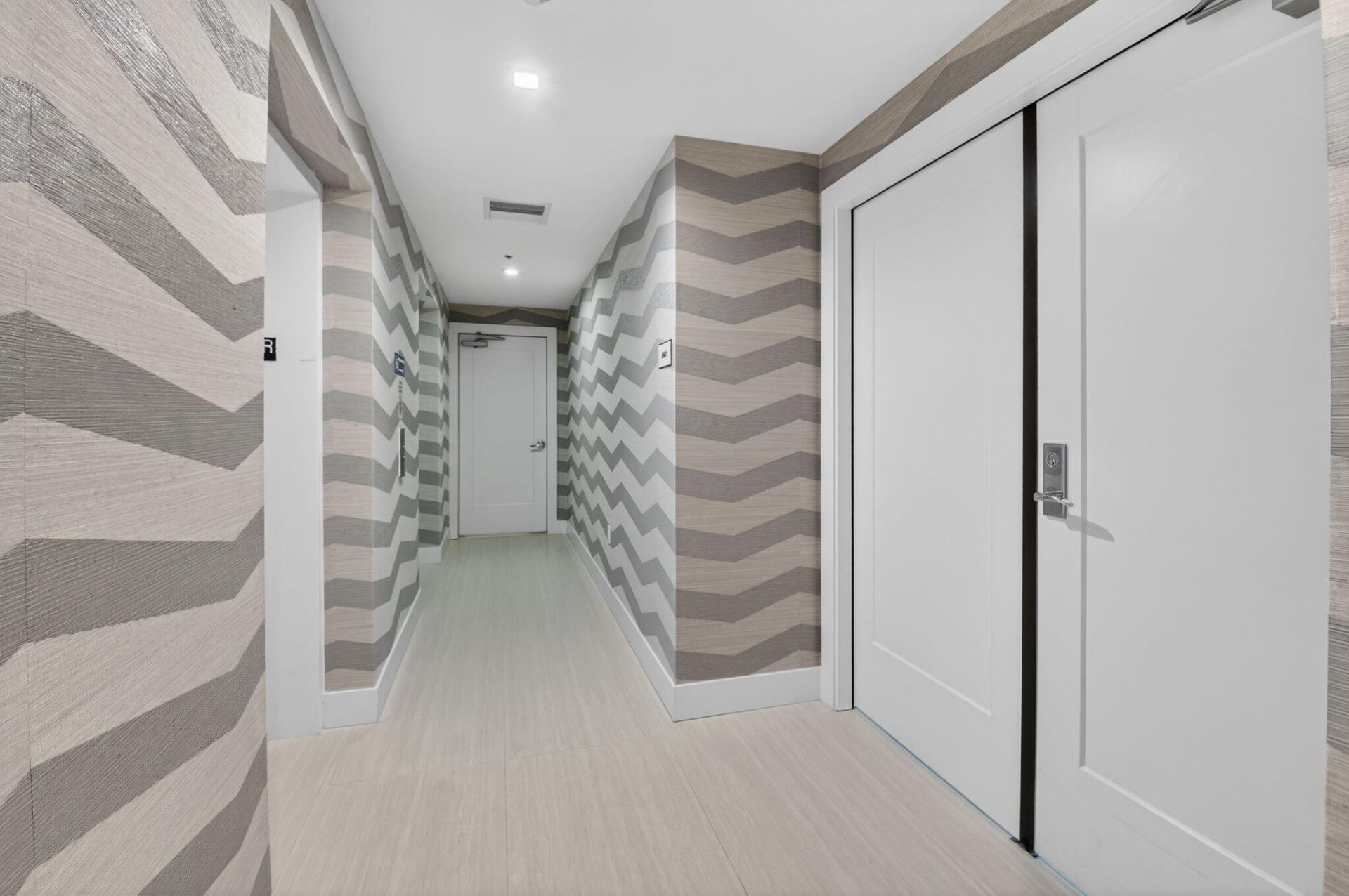 20155 Boca West Drive, Unit B401, Boca Raton, FL 33434 Photo