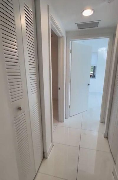 2651 NE 212th Terrace, Unit 107, Miami, FL 33180 Photo