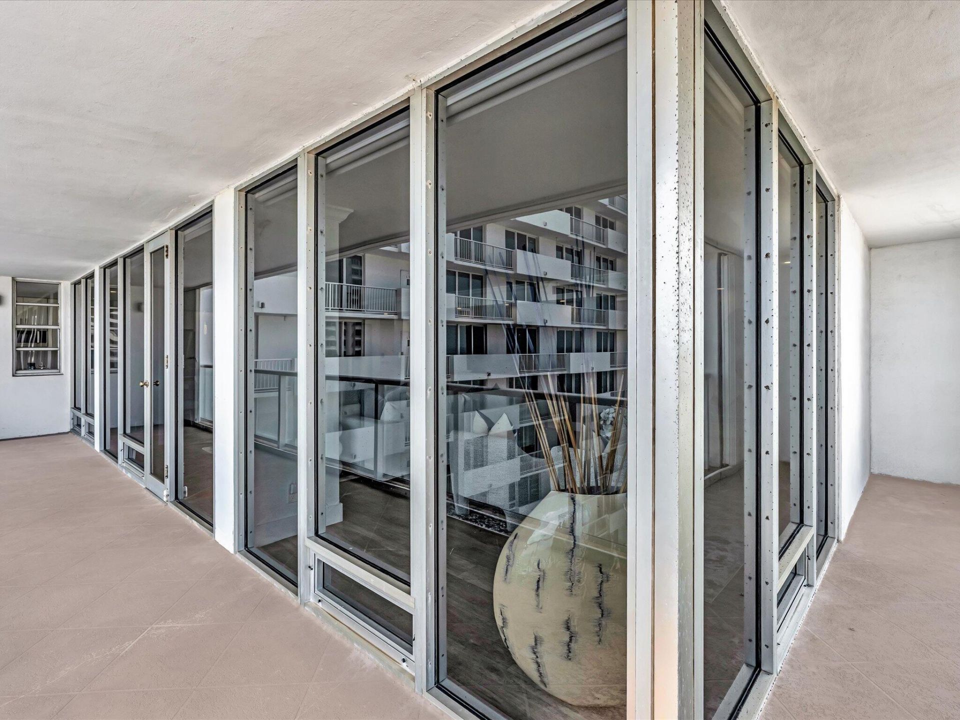 4300 N Ocean Boulevard, Unit 7h, Fort Lauderdale, FL 33308 Photo