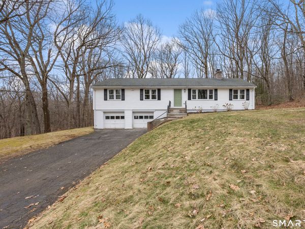 90 Troiano , Hamden, CT 06518