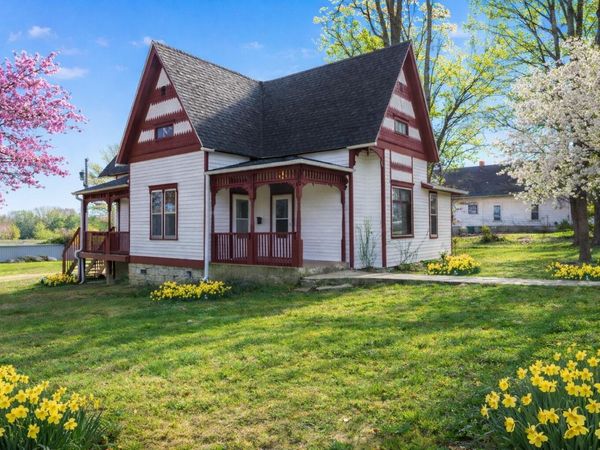 722 Maple Street, Mountain Grove, MO 65711