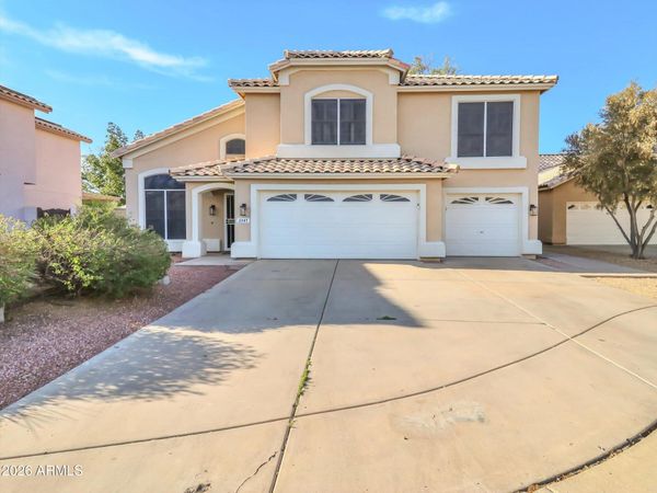 3347 E ROCKWOOD Drive, Phoenix, AZ 85050