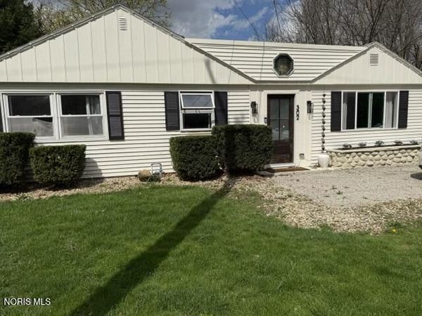 302 Kilbourne Street, Sycamore, OH 44882