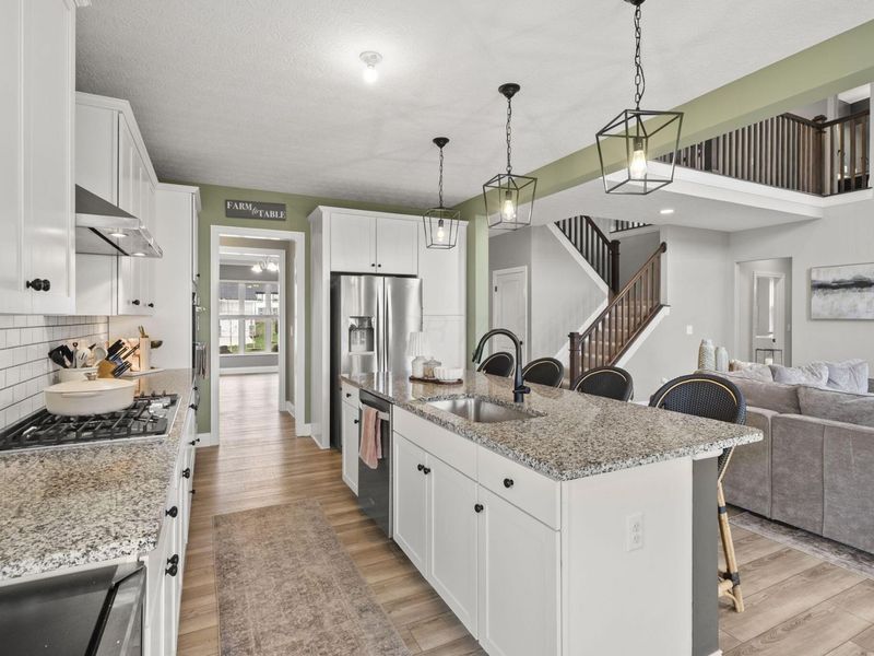 8400 Apricot Way, Plain City, OH 43064 Photo 3