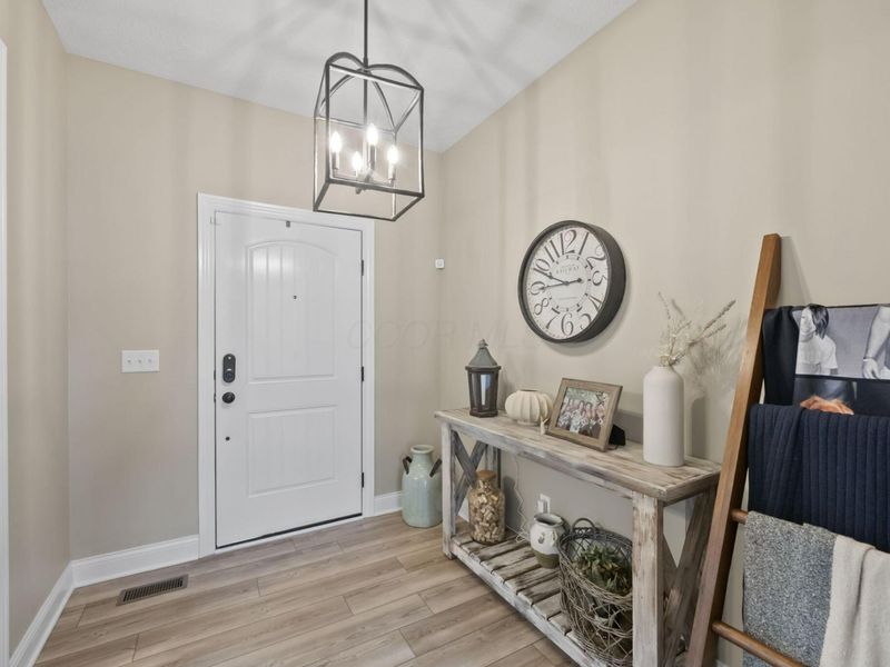 8400 Apricot Way, Plain City, OH 43064 Photo 30