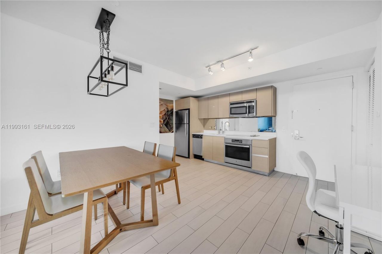 2602 E Hallandale Beach Blvd , Unit R2805, Hallandale Beach, FL 33009 Photo