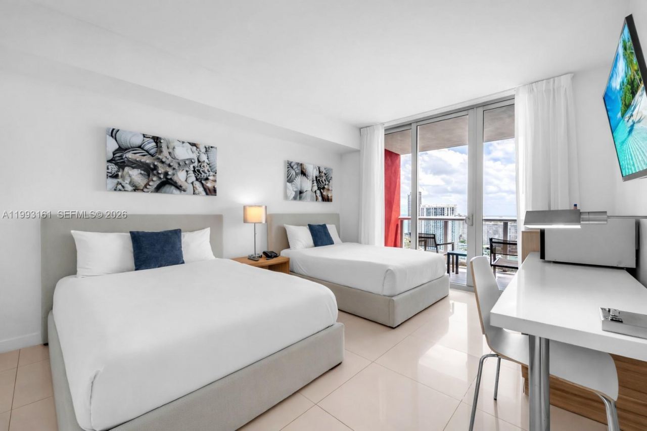 2602 E Hallandale Beach Blvd, Unit R2805, Hallandale Beach, FL 33009 Photo