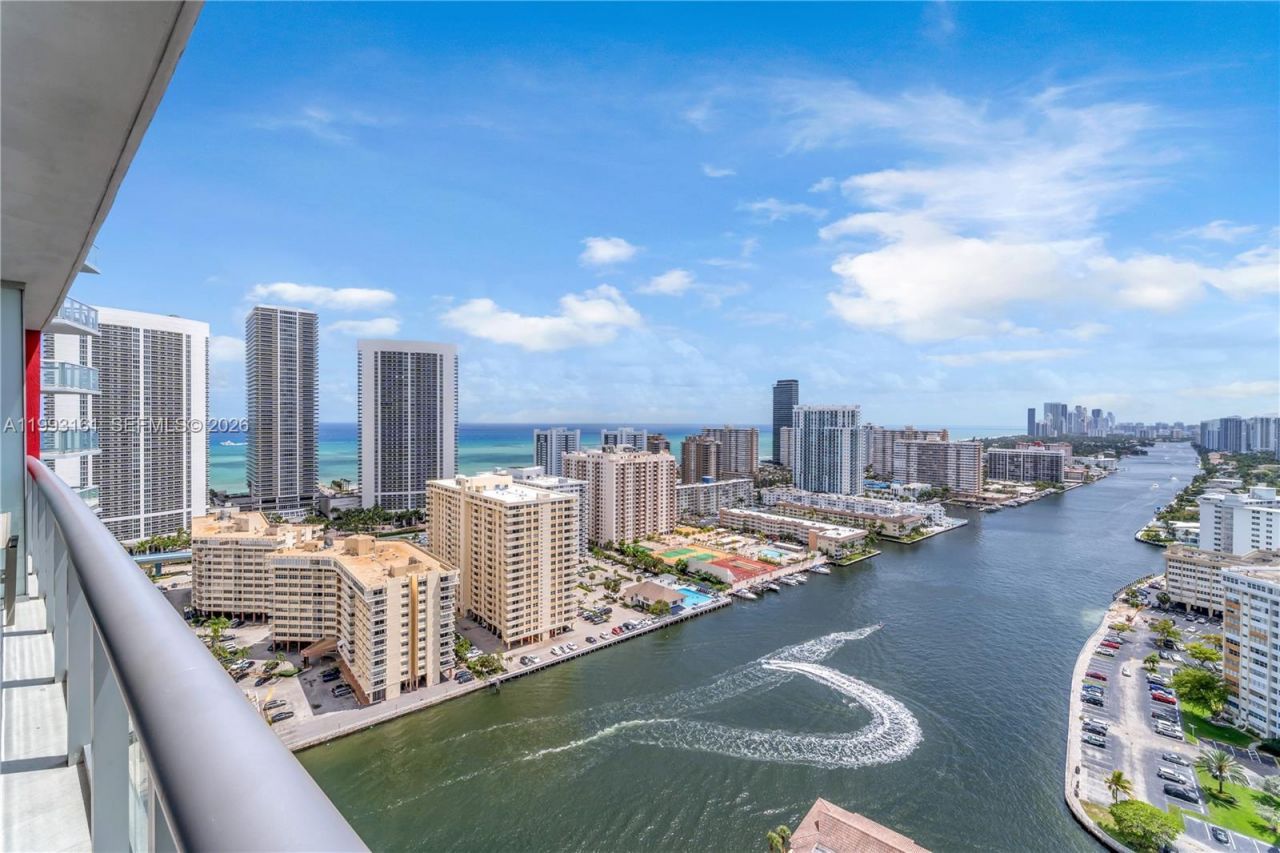 2602 E Hallandale Beach Blvd, Unit R2805, Hallandale Beach, FL 33009 Photo