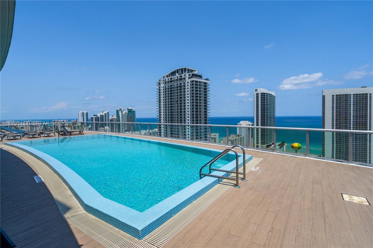 2602 E Hallandale Beach Blvd, Unit R2805, Hallandale Beach, FL 33009 Photo
