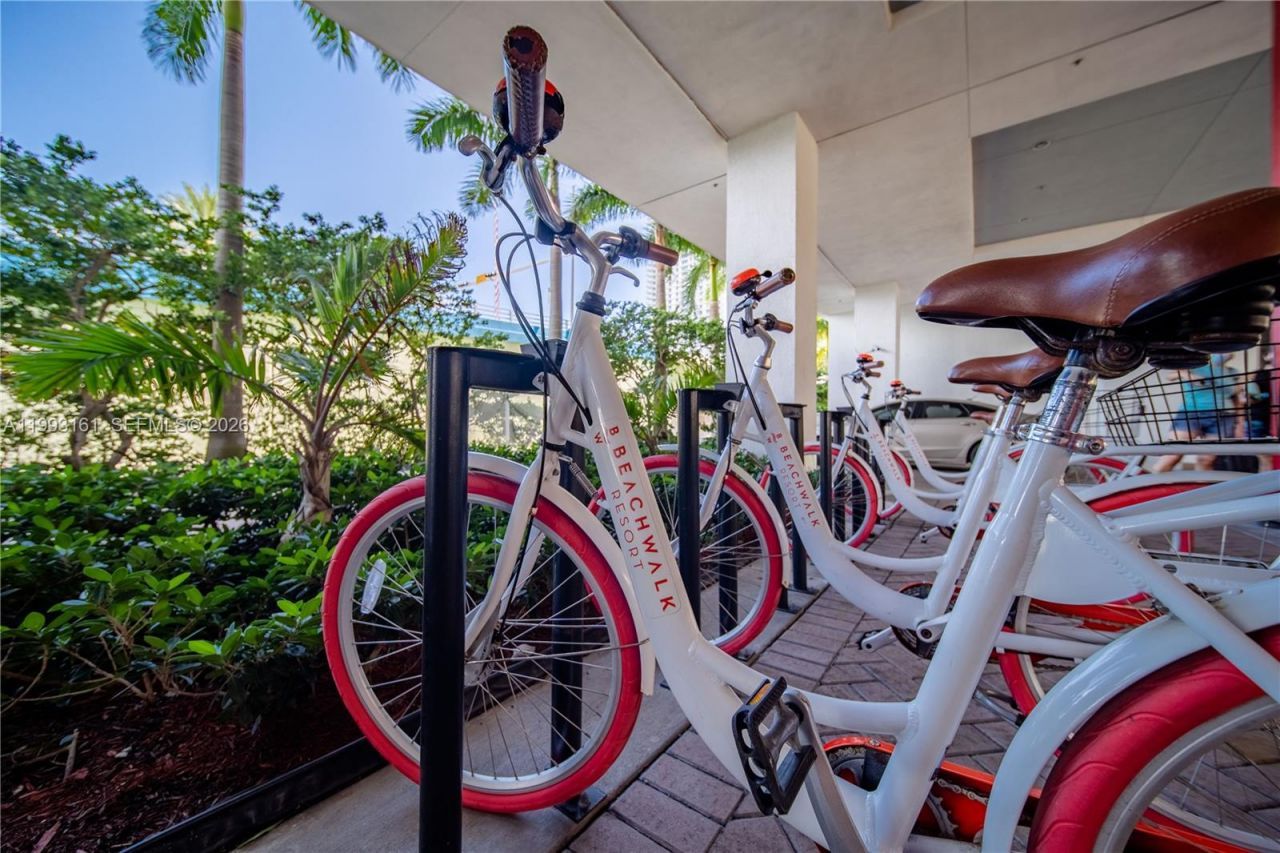 2602 E Hallandale Beach Blvd, Unit R2805, Hallandale Beach, FL 33009 Photo