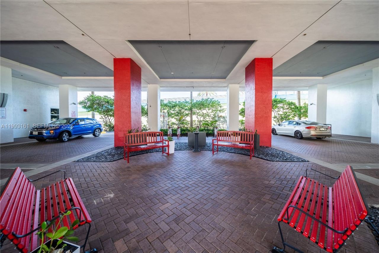 2602 E Hallandale Beach Blvd , Unit R2805, Hallandale Beach, FL 33009 Photo