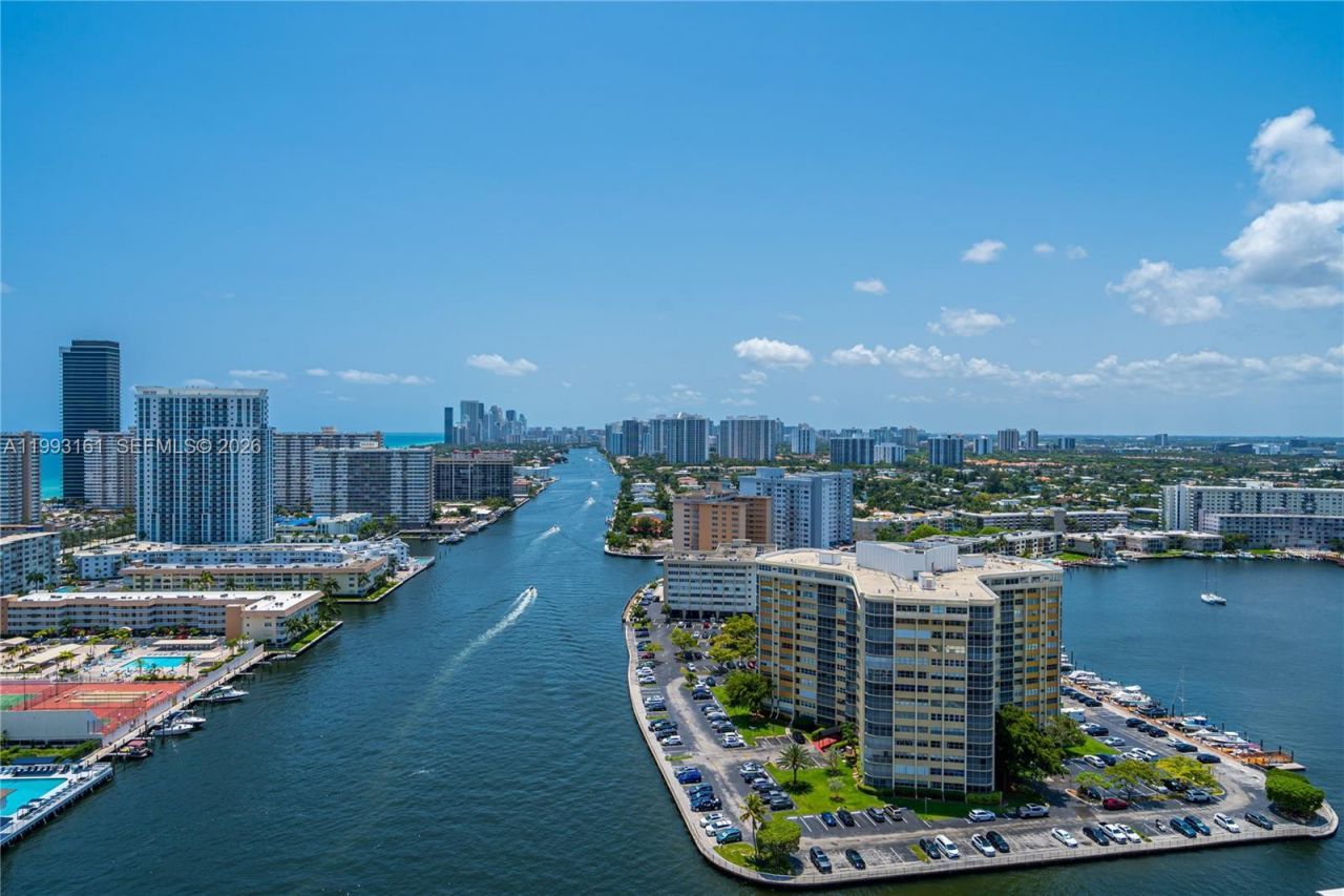 2602 E Hallandale Beach Blvd, Unit R2805, Hallandale Beach, FL 33009 Photo