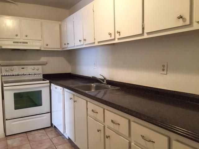 7913 SW 104th St, Unit G207, Miami, FL 33156 Photo