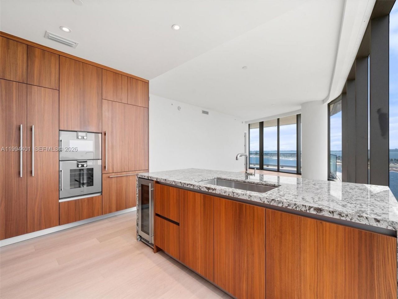 175 SE 25th Rd, Unit 502, Miami, FL 33129 Photo