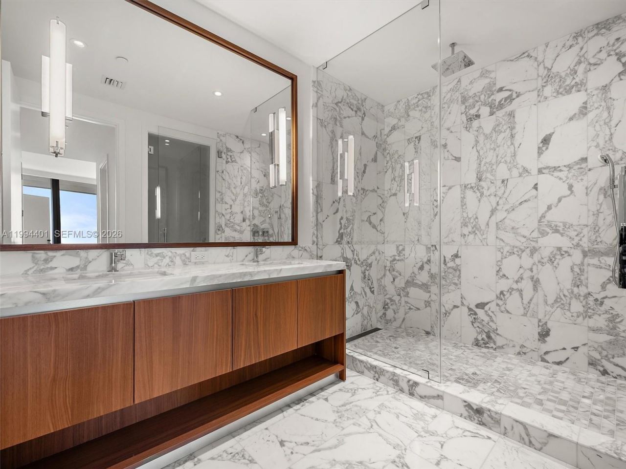 175 SE 25th Rd, Unit 502, Miami, FL 33129 Photo