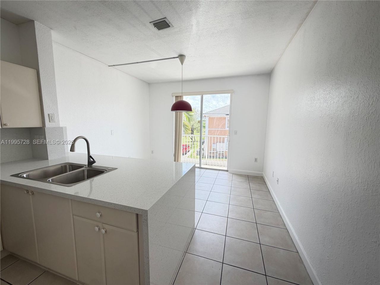 7080 NW 177th St, Unit 209-13, Hialeah, FL 33015 Photo