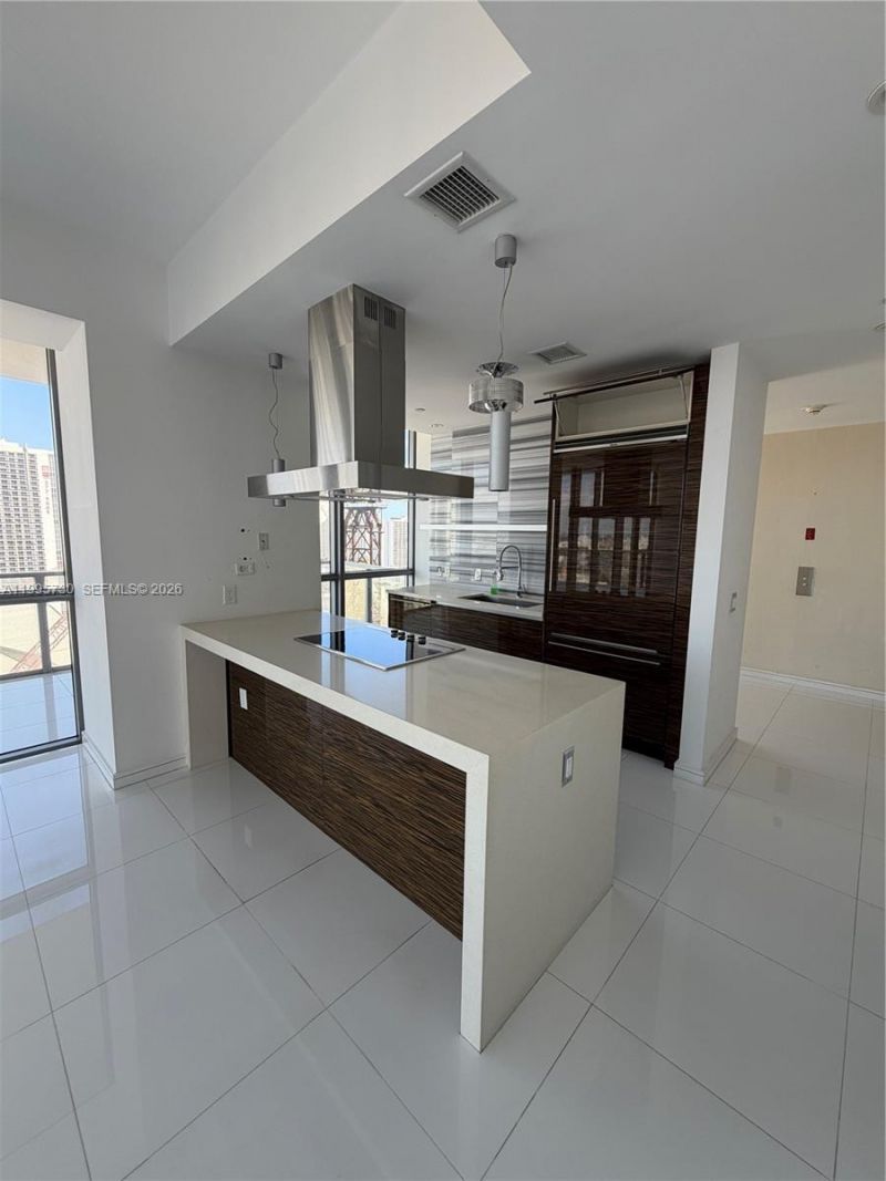 1100 Biscayne Blvd, Unit 2605, Miami, FL 33132 Photo