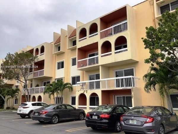 7910 Camino Real, Unit N412, Miami, FL 33143