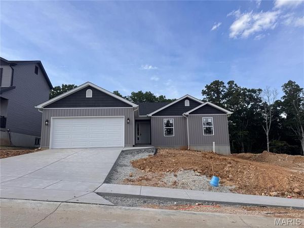713 Blake Drive, Hillsboro, MO 63050
