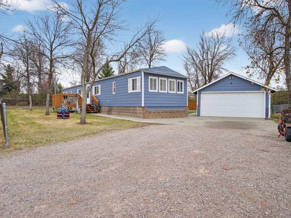1512 SHARP DR, Rapid City, SD 57703