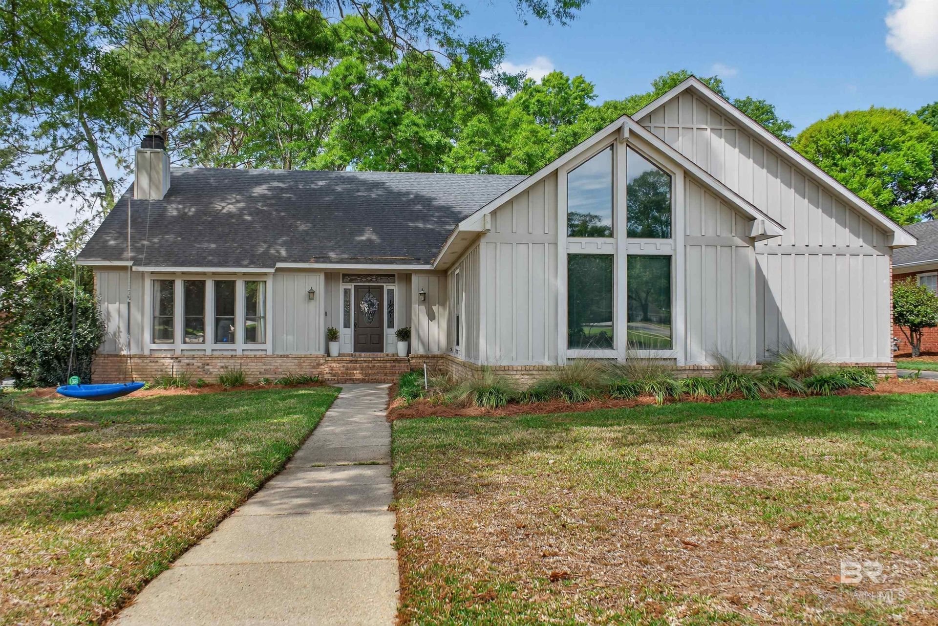 1250 Savannah Drive, Mobile, AL 36609 Main Photo