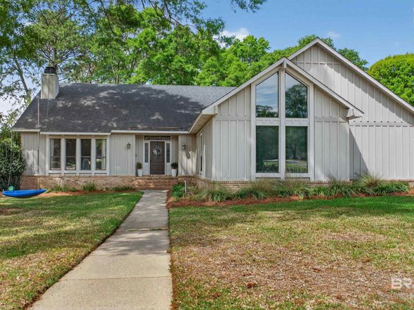 1250 Savannah Drive, Mobile, AL 36609