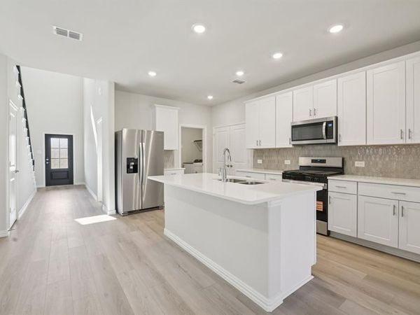 1402 Bridgestone Drive , Princeton, TX 75071