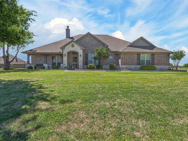 7921 Grassland Drive, Godley, TX 76044