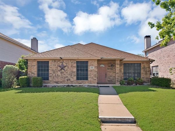 7337 Indiana Avenue, Fort Worth, TX 76137